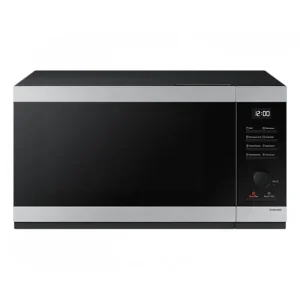 مايكروويف سامسونج سعة 40 لتر مع شواية لون فضي، يتميز بخاصية خبز الحلويات المنزلية وشاشة رقمية موديل MG40DG5524ATSG.